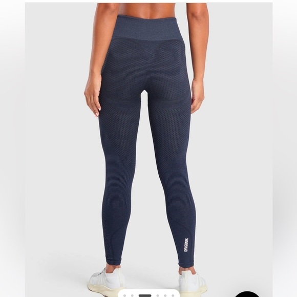 NEW Gymshark 2-piece set sport seamless legging and sports bra in blue. XS/Small - Picture 3 of 9